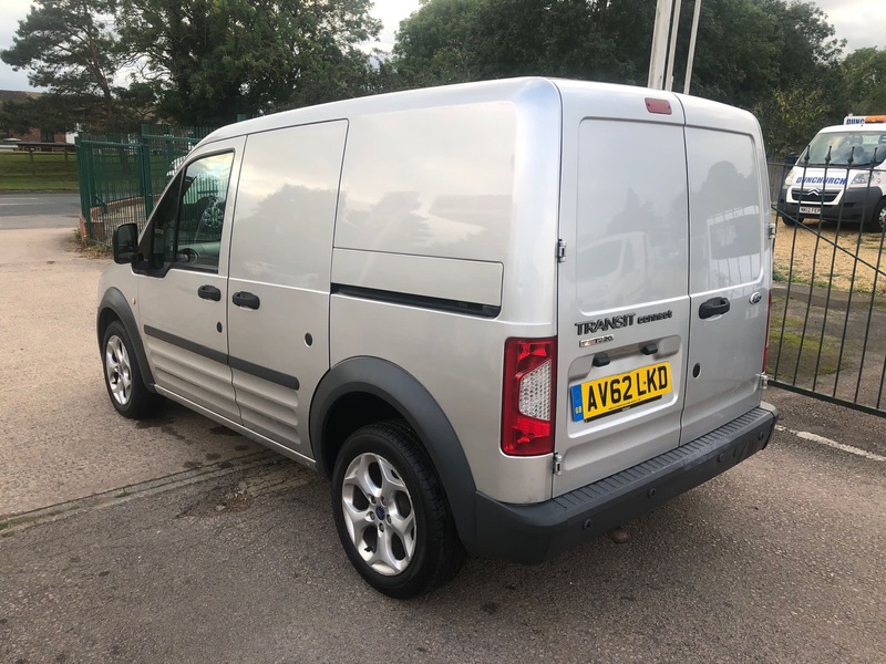 FORD TRANSIT CONNECT