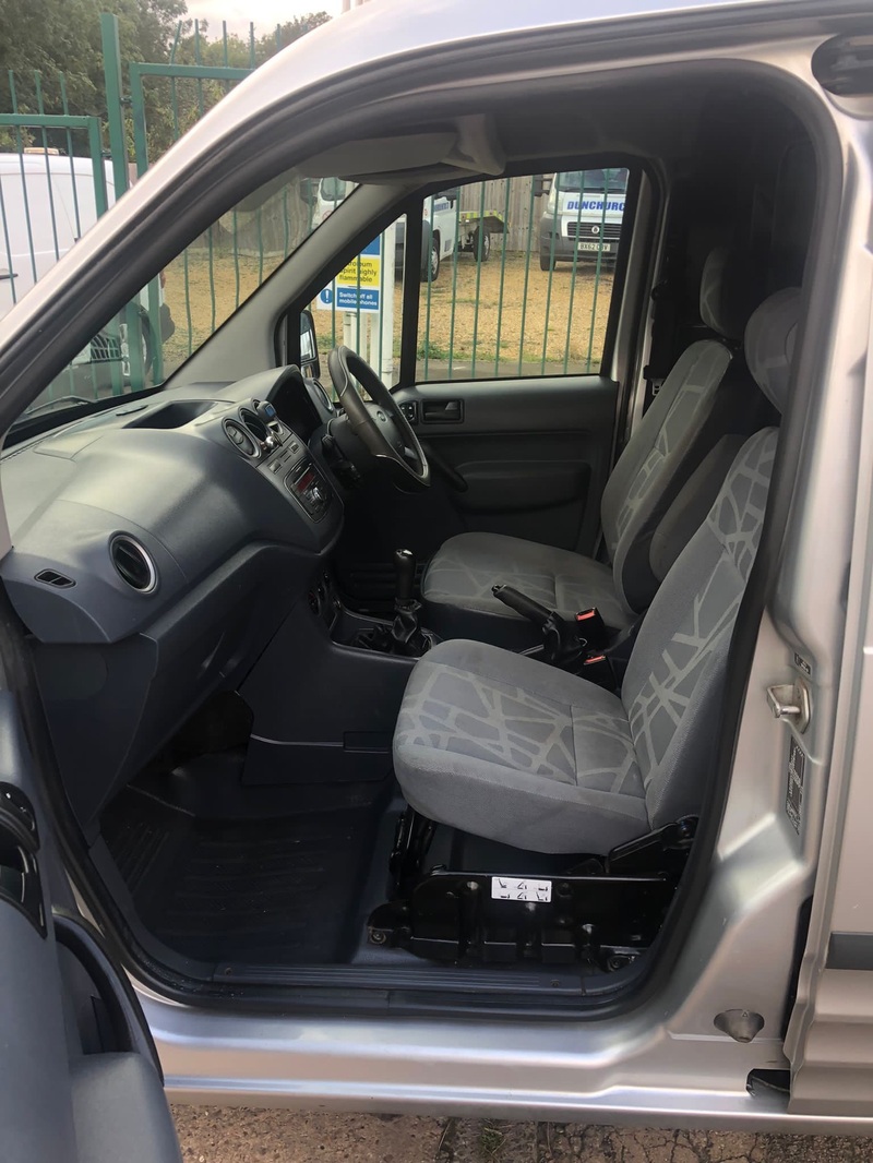 FORD TRANSIT CONNECT