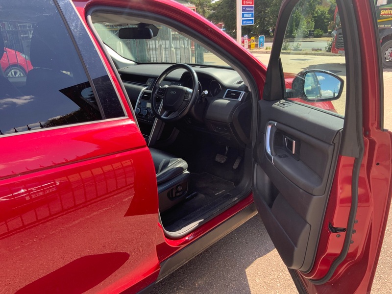 LAND ROVER DISCOVERY SPORT