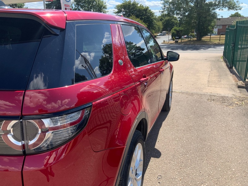 LAND ROVER DISCOVERY SPORT